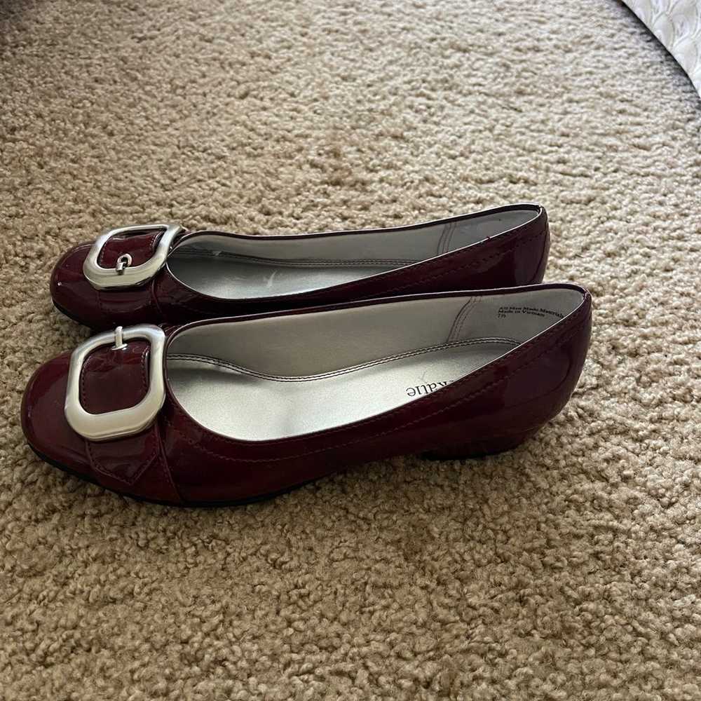 Flat shoes/ Burgundy red - image 1