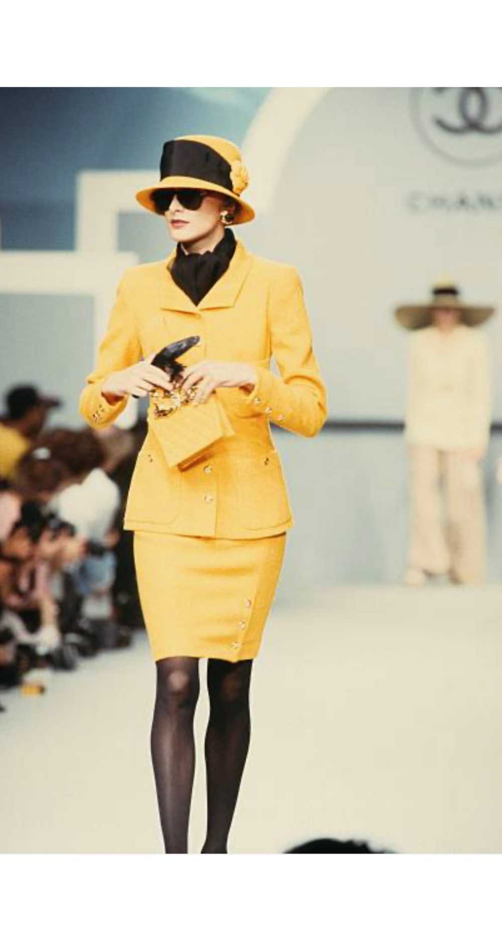 Chanel 1989 S/S Canary Yellow Wool Tweed Skirt Su… - image 8