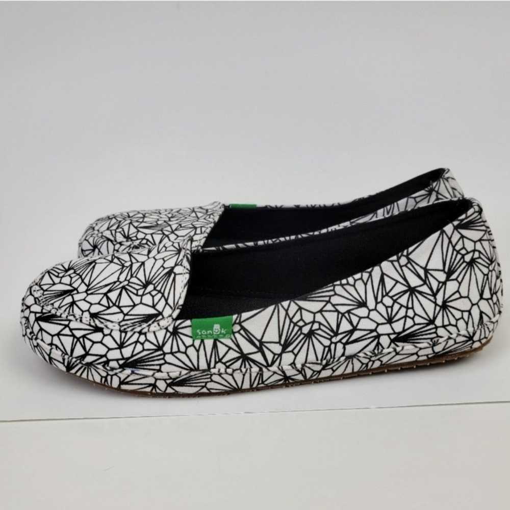 sanuk shoes - image 10