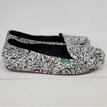 sanuk shoes - image 1