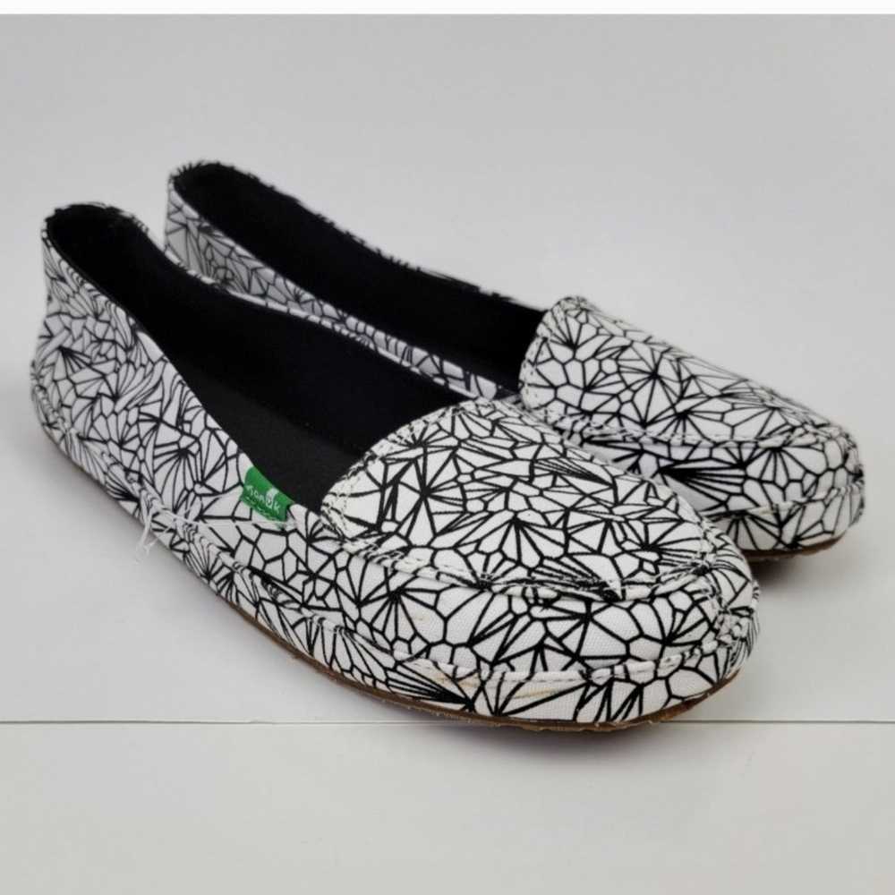 sanuk shoes - image 6