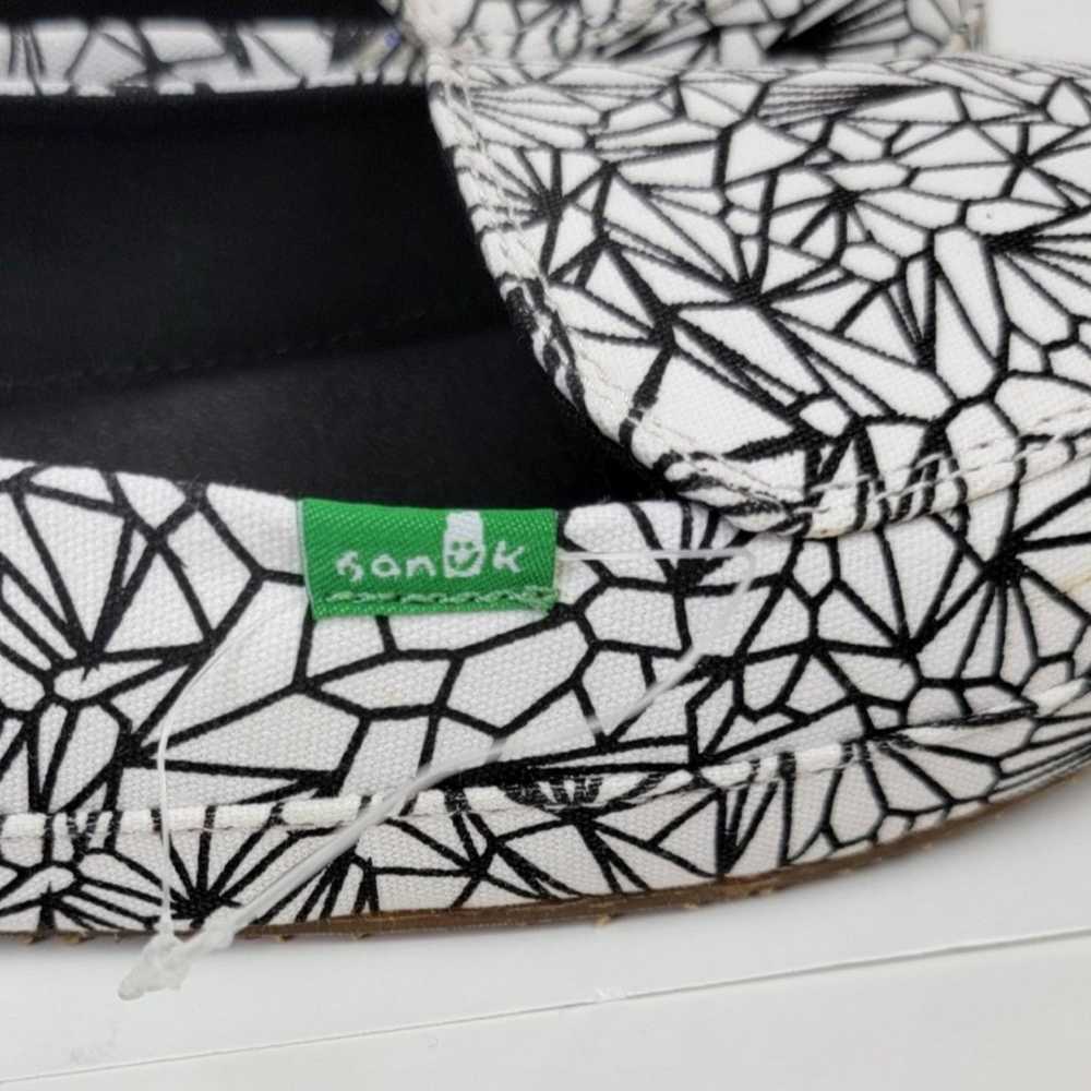 sanuk shoes - image 7