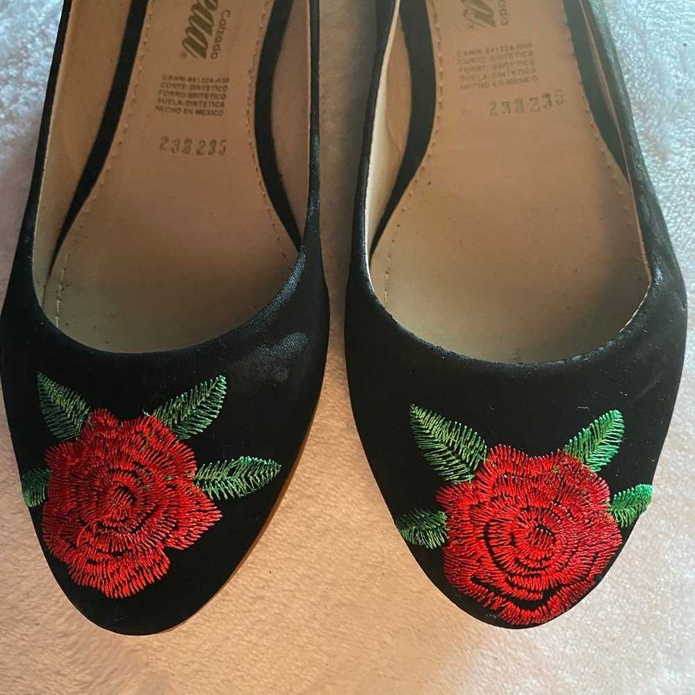 Embroidered flats - image 3