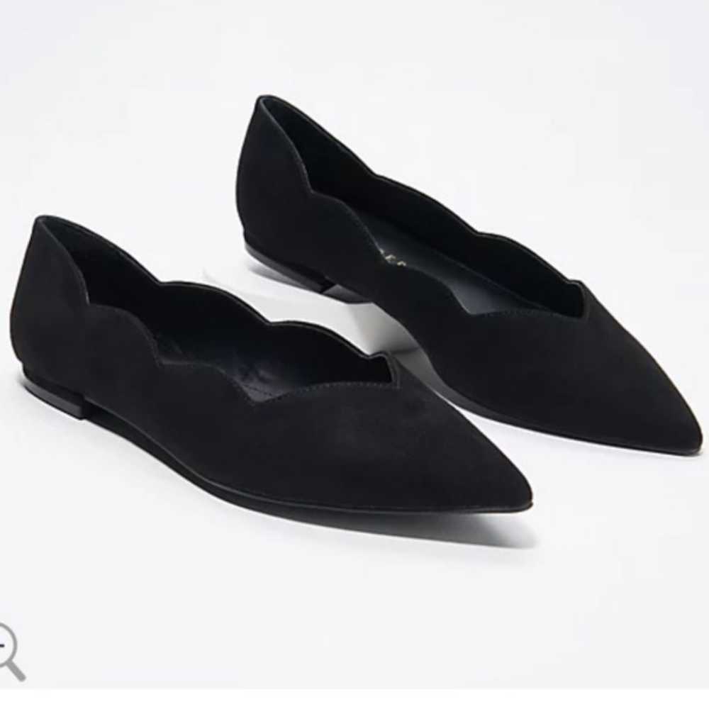 Katy Perry Black Suede Scalloped Pointy Toe Flats… - image 1