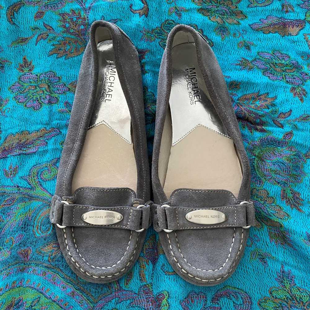 Michael Kors Suede Moccasin Flats Sz 7.5 - image 1