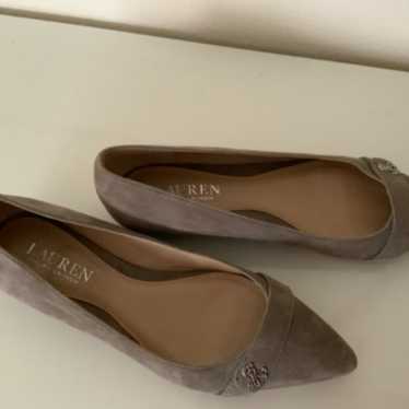 Ralph Lauren, Elegant flats