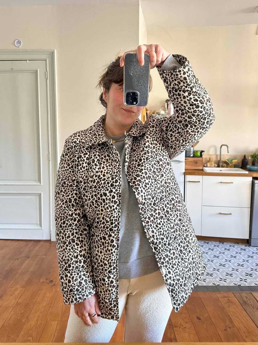 Leopard silk down jacket - Leopard quilted jacket… - image 2