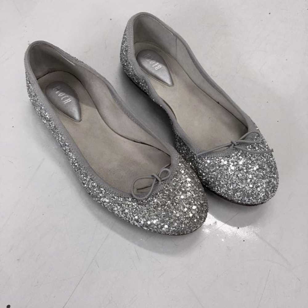 Bloch Eloise Ballet Flats/Shoes, Silver/White, 6 - image 1