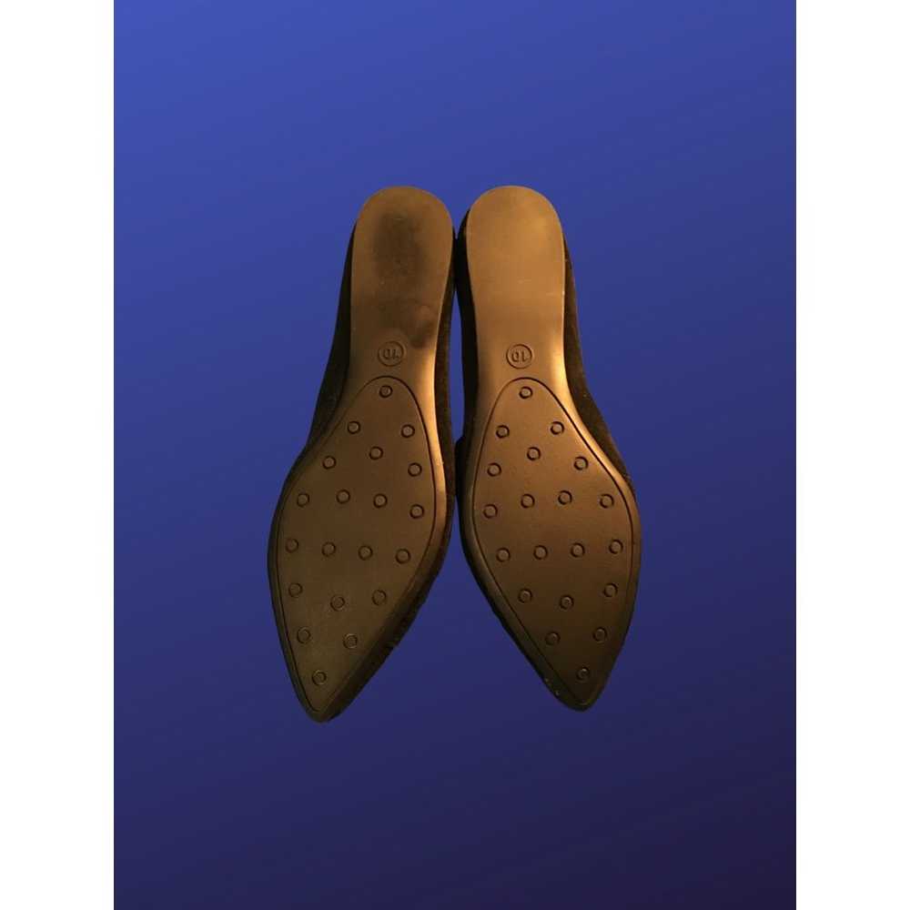 MOSSIMO Suede Ruffle Pointy Toe Flats, BLACK, Wom… - image 8