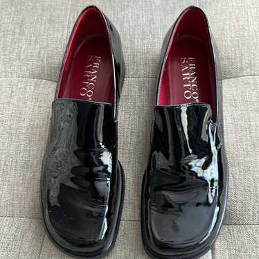 Ladies Black Patent Leather Shoes