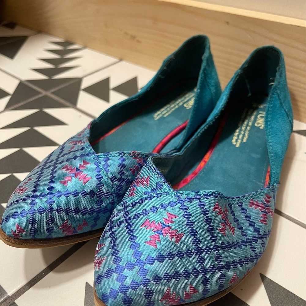 TOMS Jutti Flats Satin and Suede Aztec Pattern - image 5