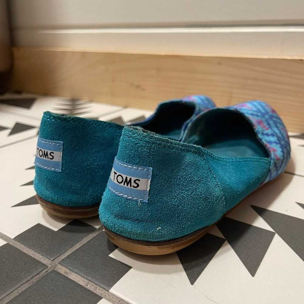 TOMS Jutti Flats Satin and Suede Aztec Pattern - image 7