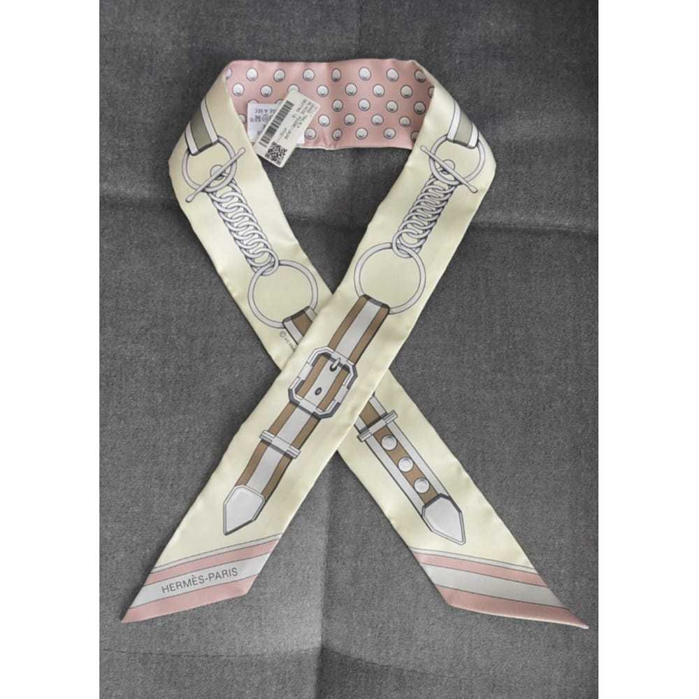 Hermès Twilly 86 silk scarf - image 3
