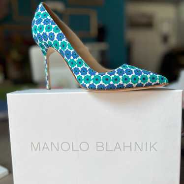 Brand new with box Manolo Blanik pumps