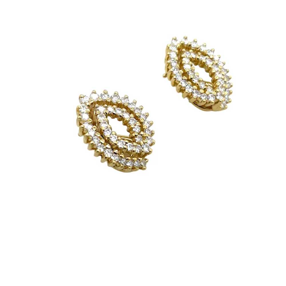 18K Yellow Gold Diamond Earring - image 3