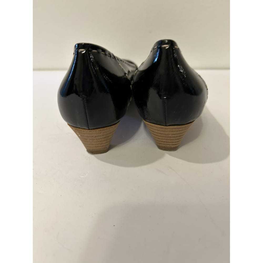 Prada Patent leather heels - image 3