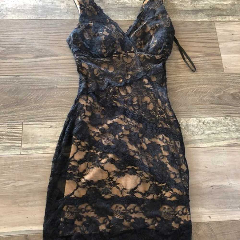 Black lace dress - image 3