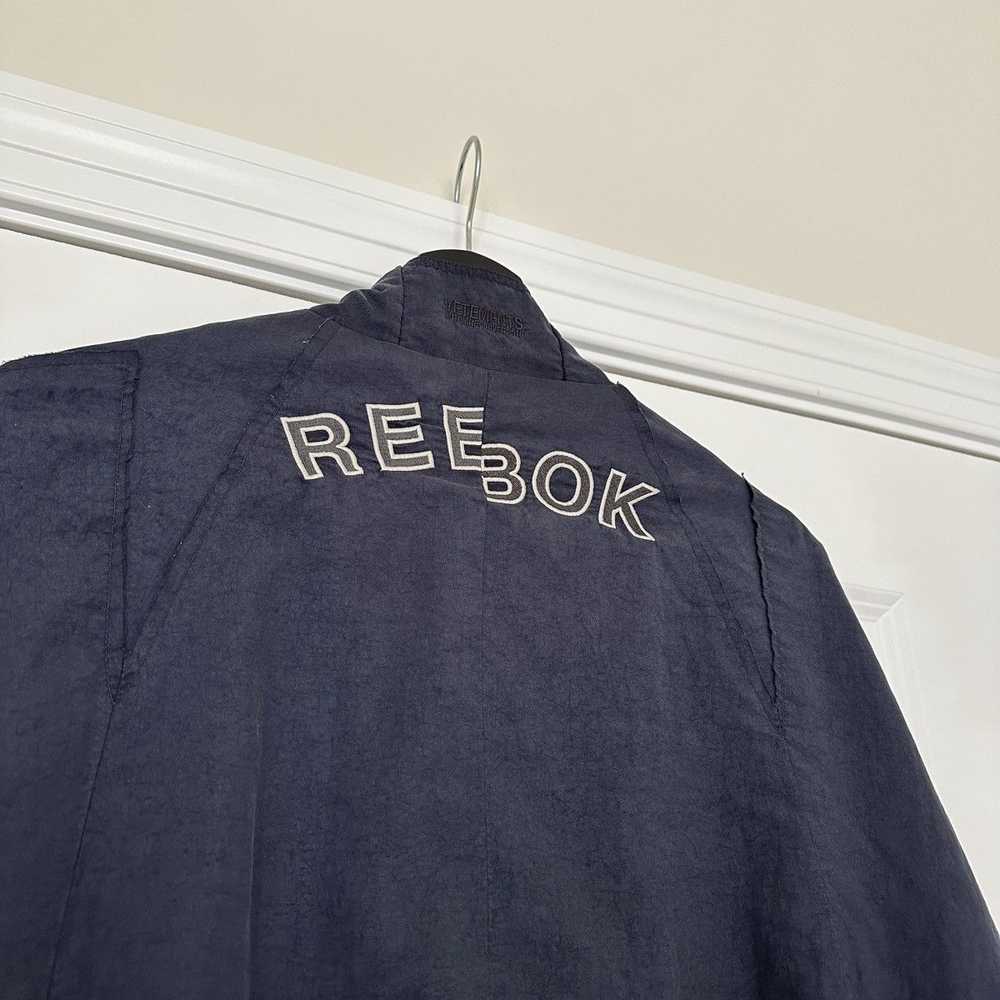 Reebok × Vetements AW18 RECONSTRUCTED REEBOK JACK… - image 4