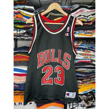 Champion Vintage 90s Champion Chicago Bulls Micha… - image 1