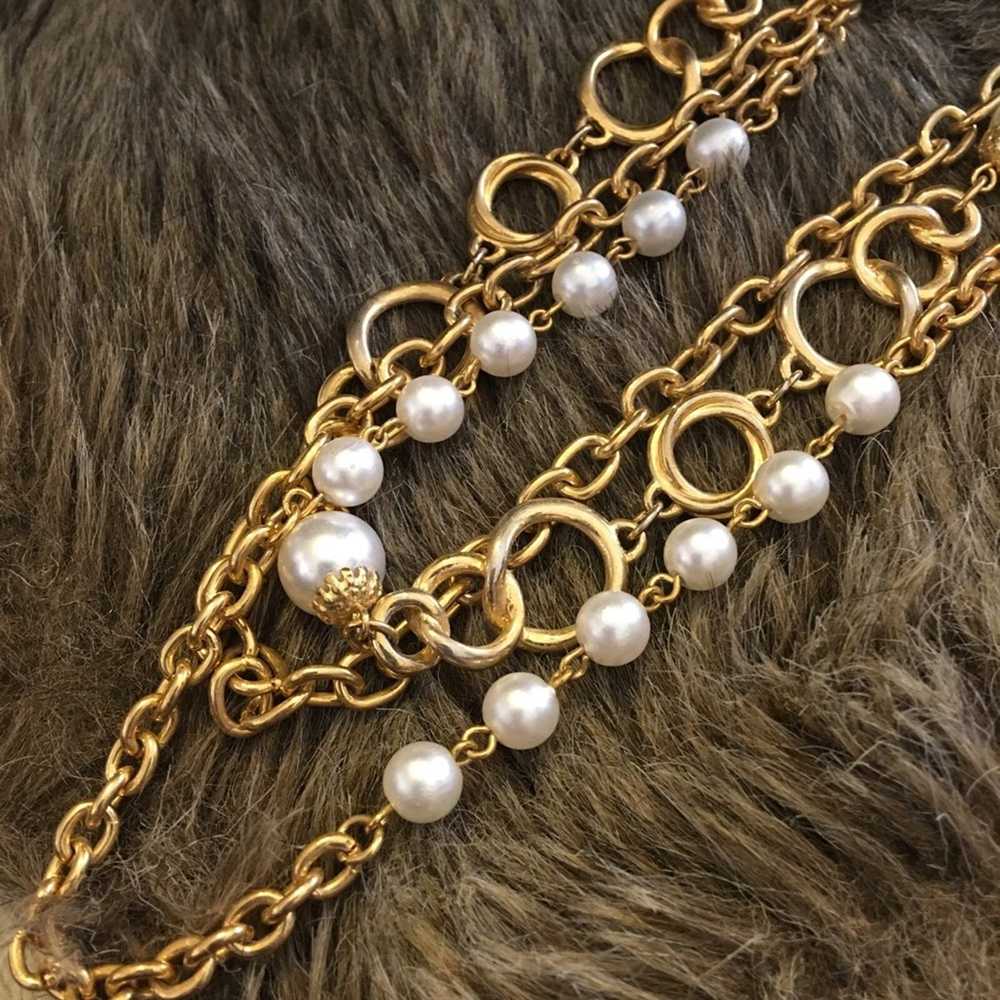 Vintage Vintage triple layer gold chain pearl nec… - image 6