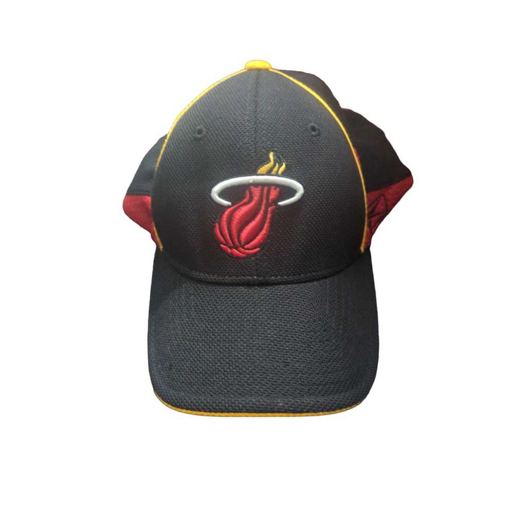 NBA Miami Heat Hat Cap Fitted Reebok One Size Bas… - image 1