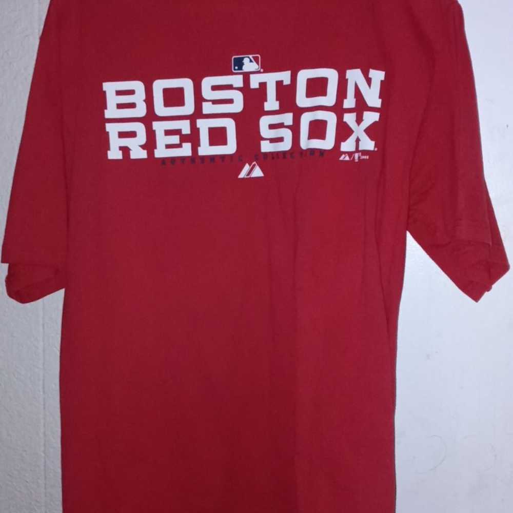 Boston Red Sox men's shirt size M - image 1