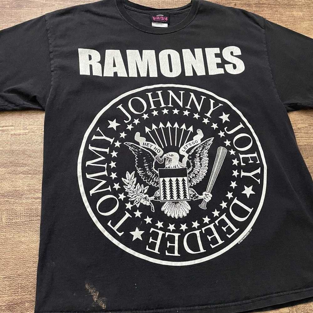 Vintage The Ramones T-Shirt Punk Rock 2008 Mens S… - image 2