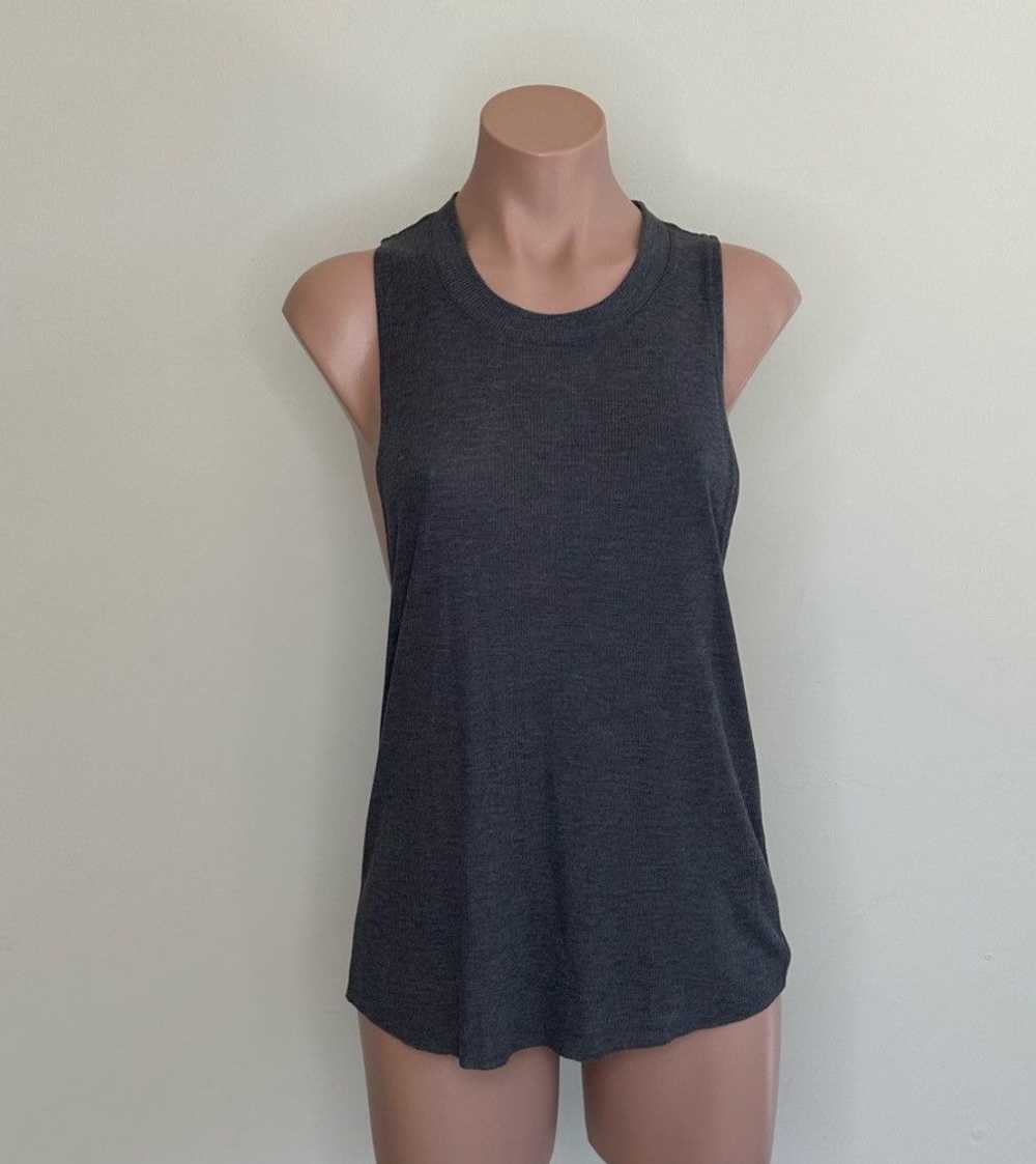 Alo Yoga Alo Yoga Heatwave Tank in Gray - image 4