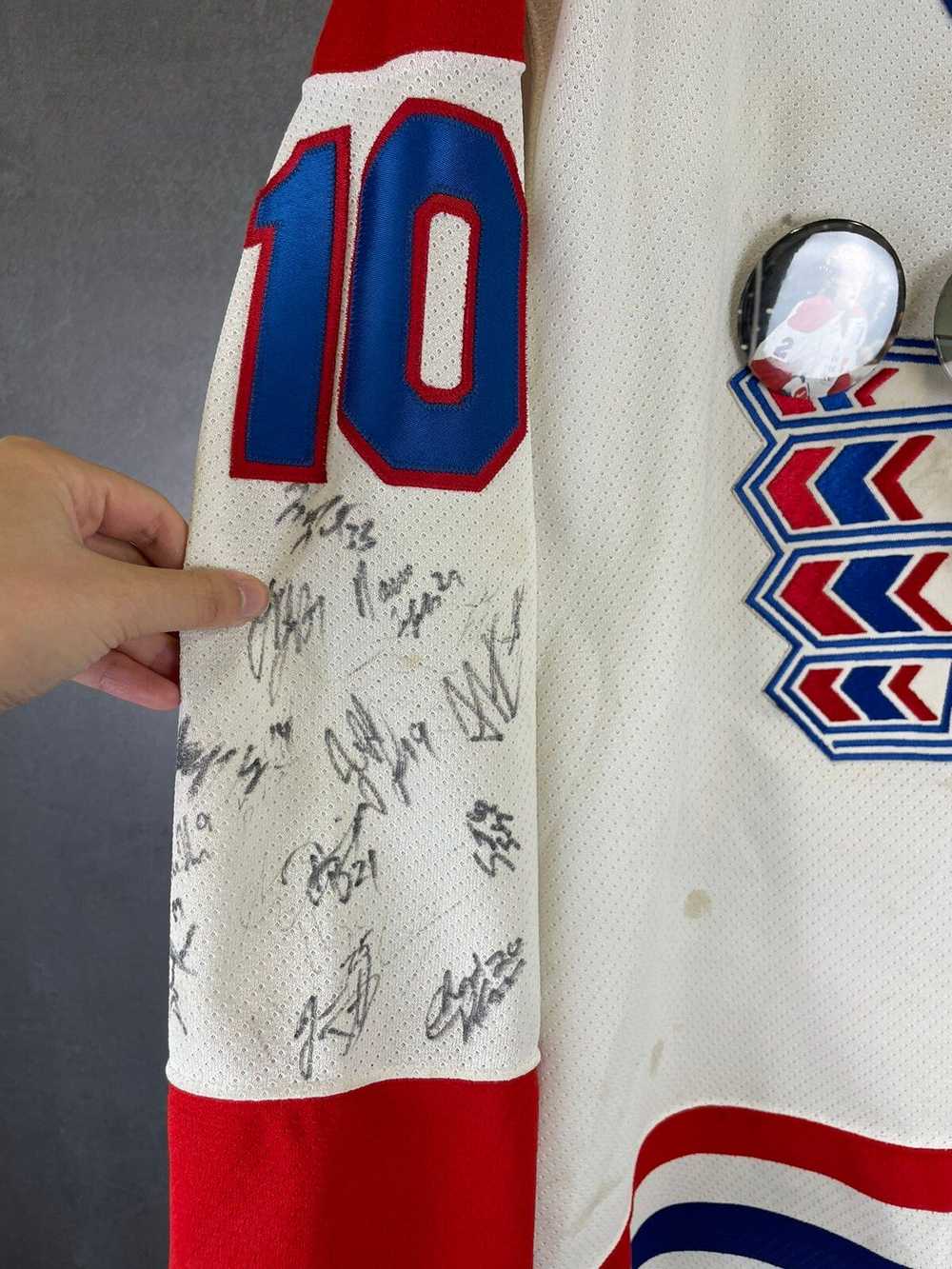 Ccm V the CCM Spokane chiefs signed hockey jersey… - image 4