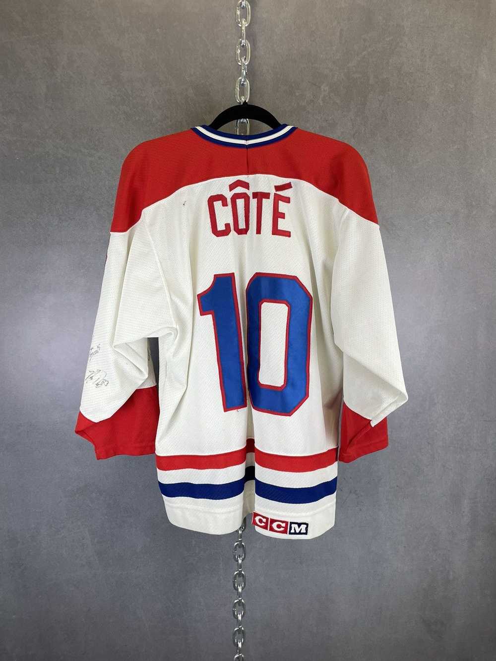 Ccm V the CCM Spokane chiefs signed hockey jersey… - image 8