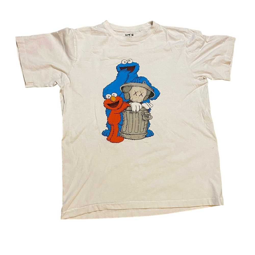 Kaws × Streetwear × Uniqlo KAWS x Uniqlo x Sesame… - image 1