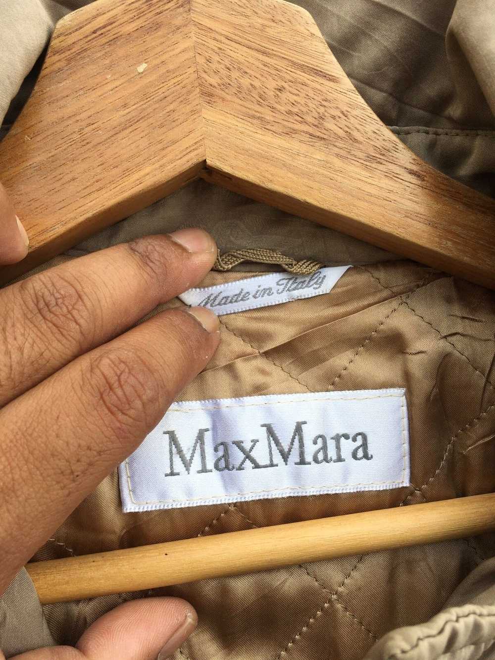 Max Mara Rare Vintage Max Mara Winter Jacket - image 9