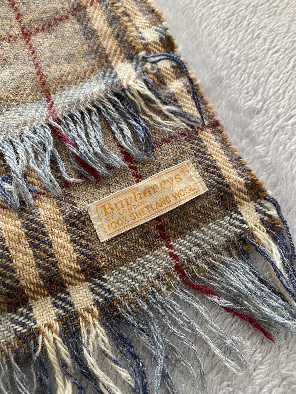 Burberry × Hype × Luxury Vintage Burberrys of Lon… - image 4