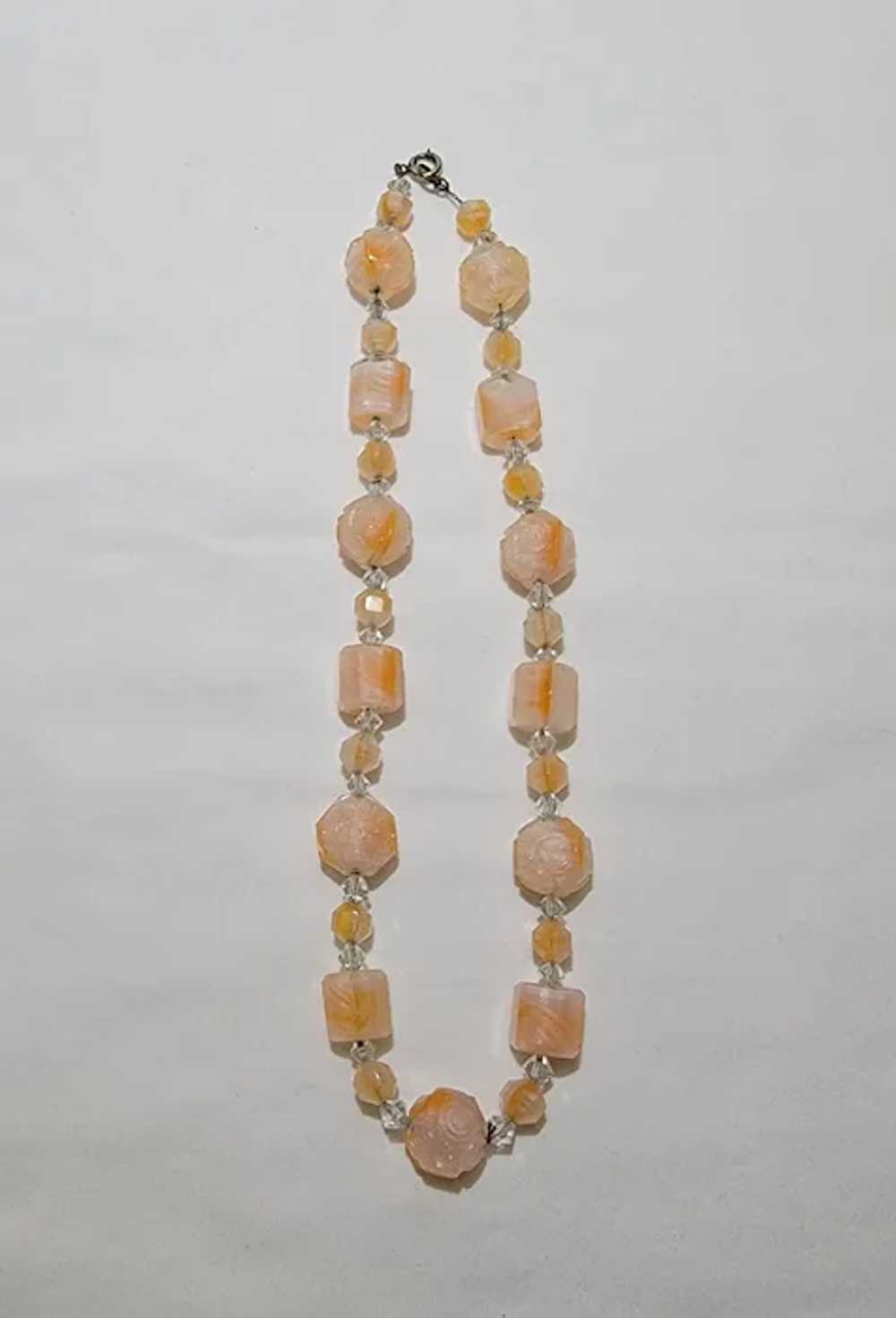 Vintage glass bead necklace - image 9