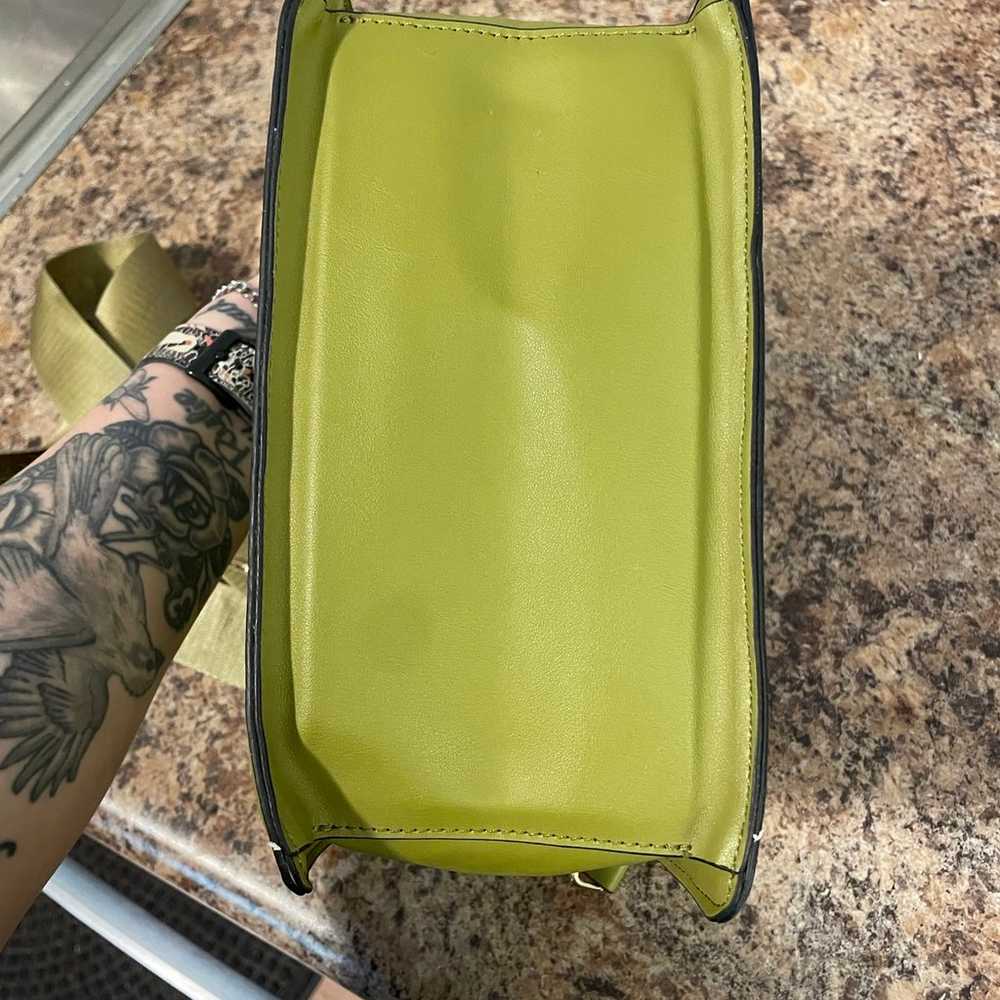 Steve Madden olive green crossbody purse - image 6