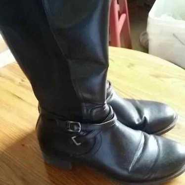 Leather  boots