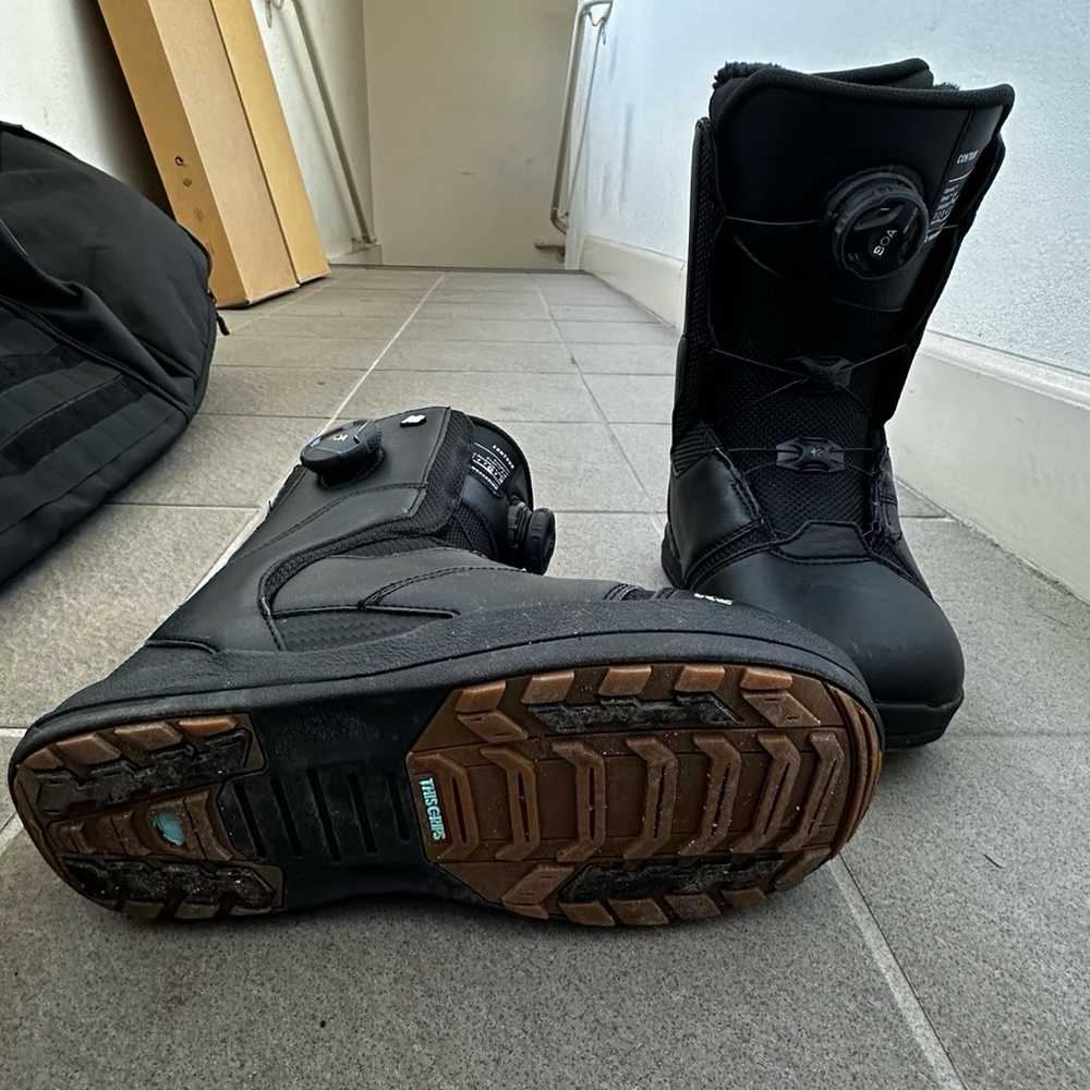 Snowboard Boots - image 6