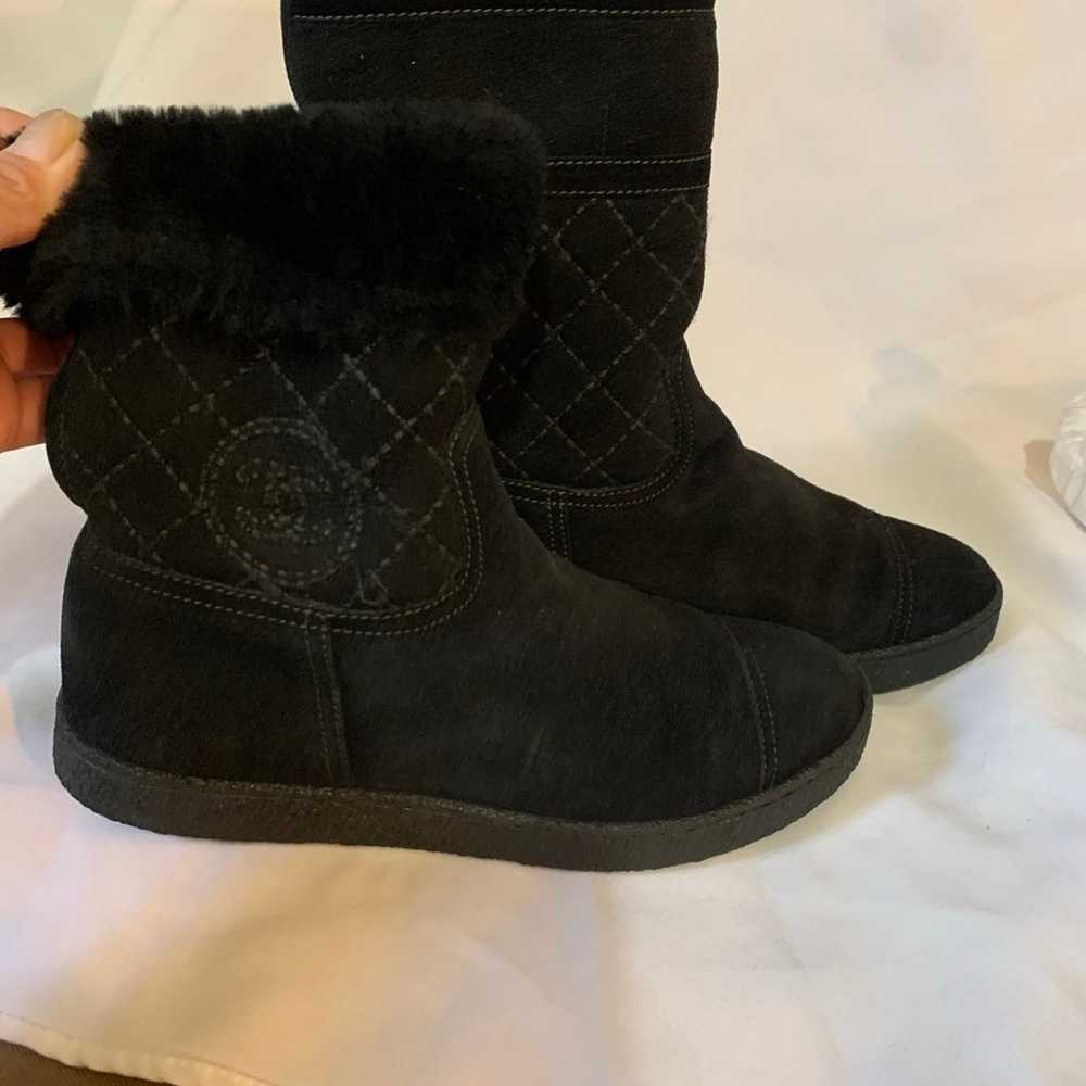 Chanel shearling fur/ black suede winter boots si… - image 12