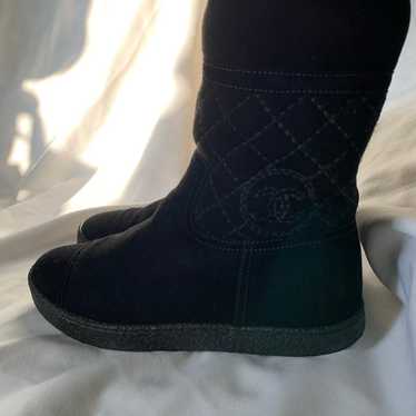 Chanel shearling fur/ black suede winter boots si… - image 1