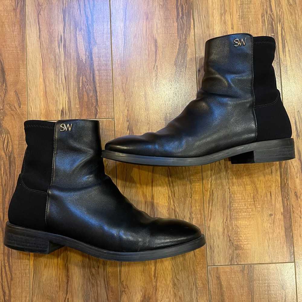 Stuart Weitzman Black Leather Kye City Booties Si… - image 3