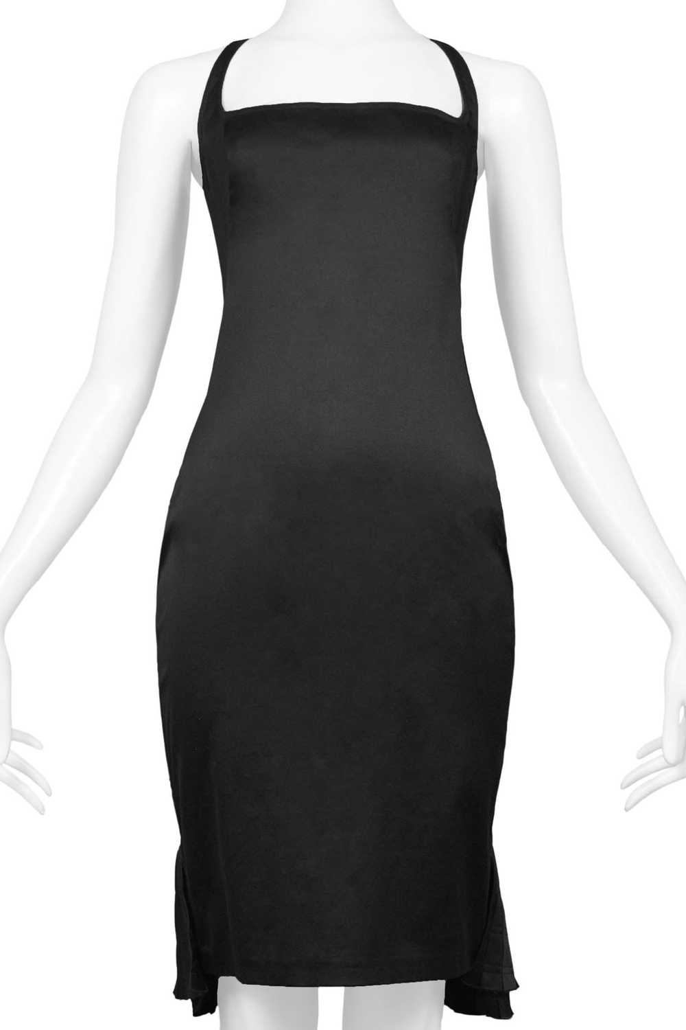 GUCCI BY TOM FORD BLACK DRESS WITH BACK PLEAT FAN… - image 3