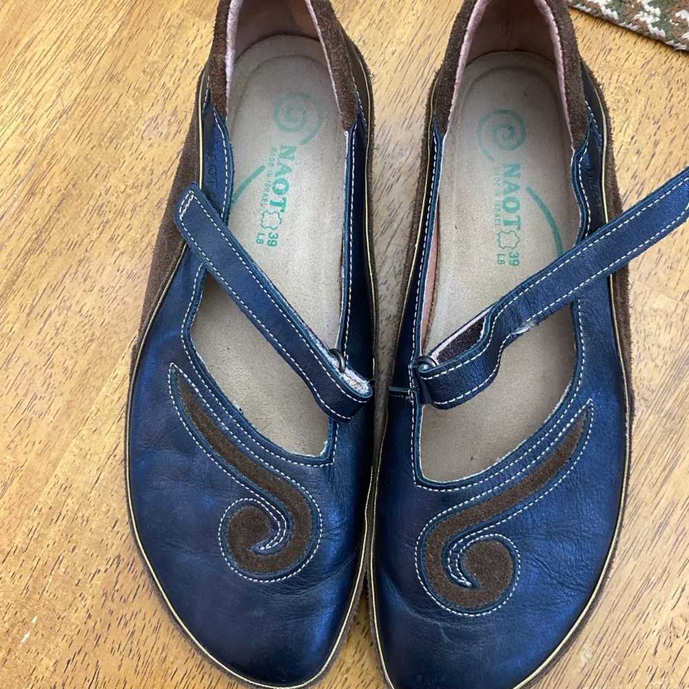 Gorgeous Naot Leather MaryJane Shoes - image 2