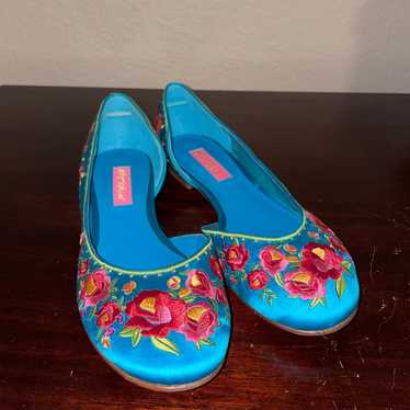 Betsey Johnson flats - image 1