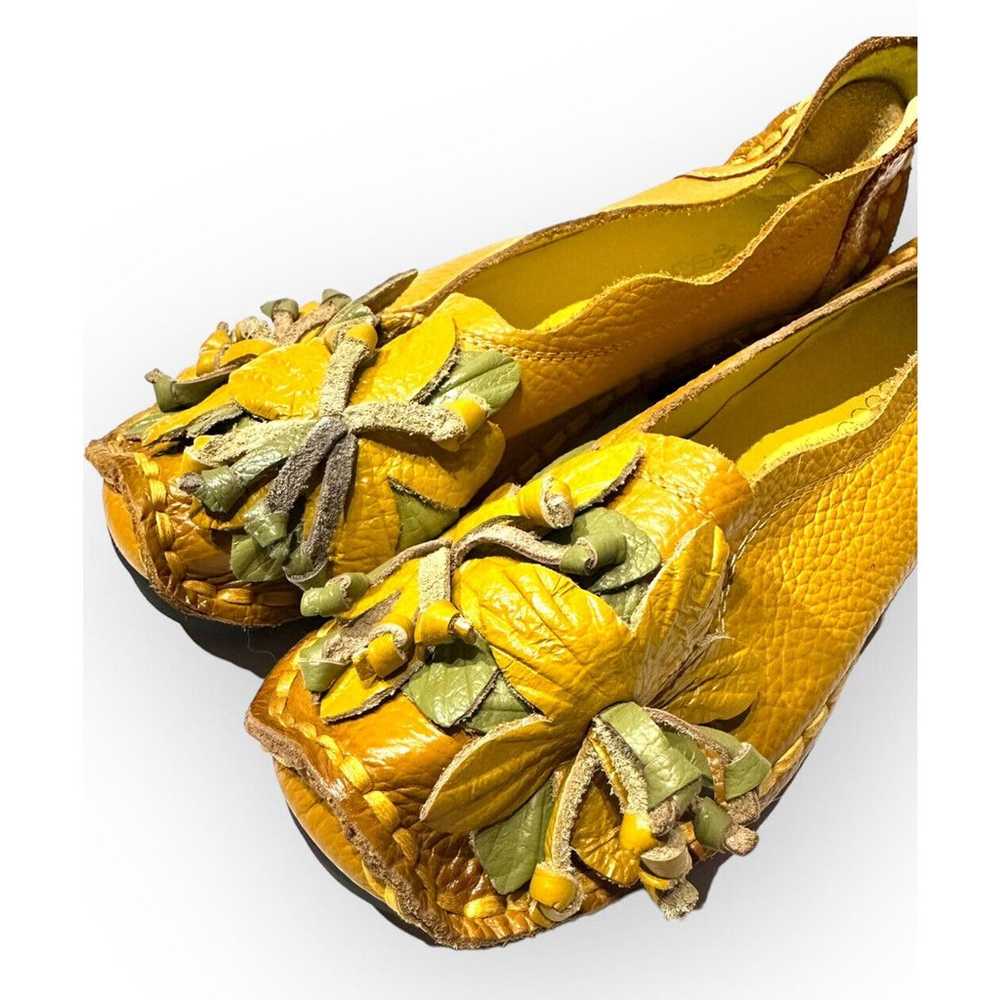 Socofy Mustard Yellow Leather Floral Laser Cut Sc… - image 6