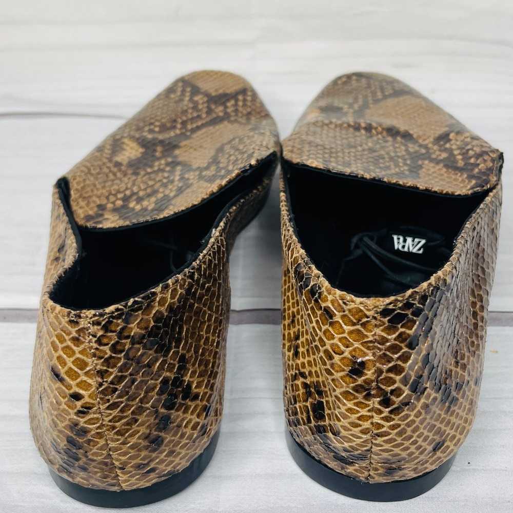 Zara Snakeskin Leather Loafer Flats Size 39 - image 5
