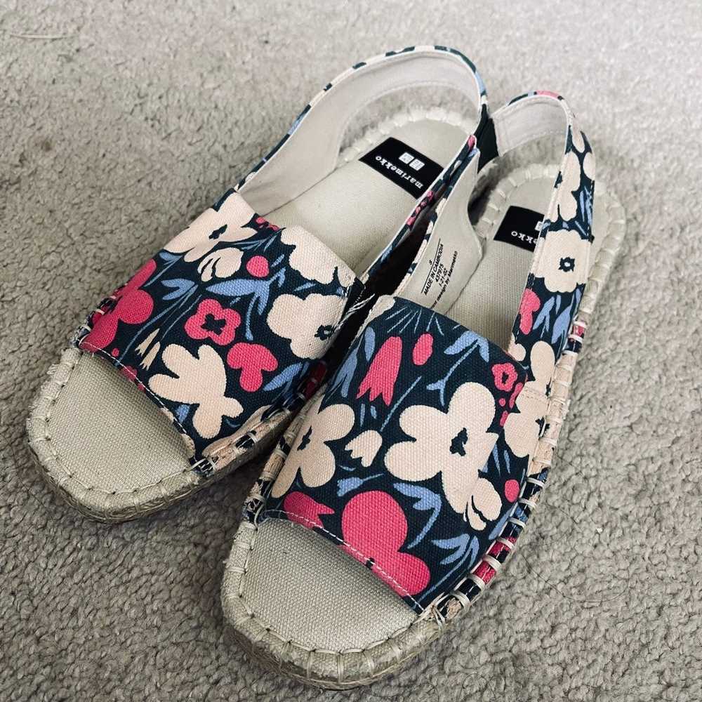 Uniqlo x Marimekko shoes NWT - image 1