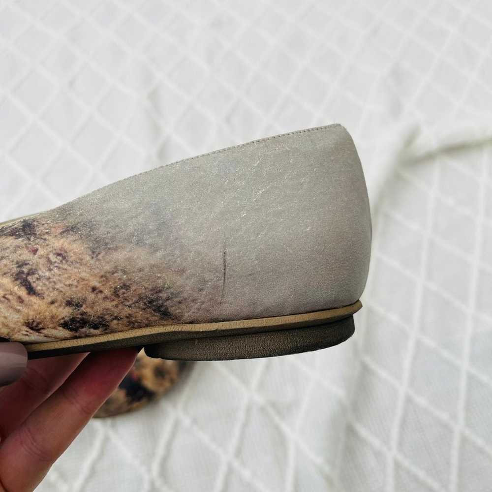 Olive Thomas Wild Horse Print Leather Loafer Flats - image 4