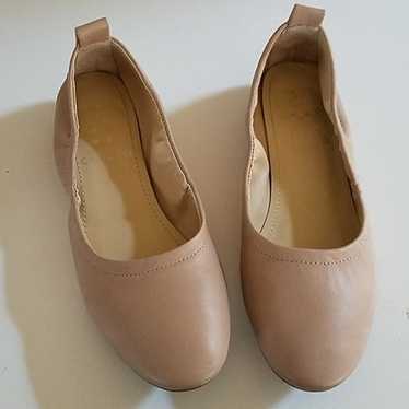 Vince Camuto Ballet Flats - image 1