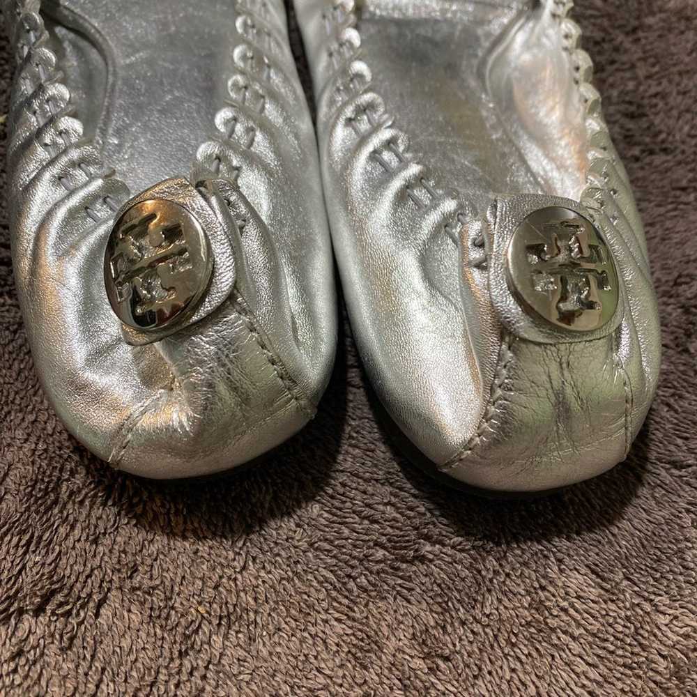 Tory Burch flats silver - image 2