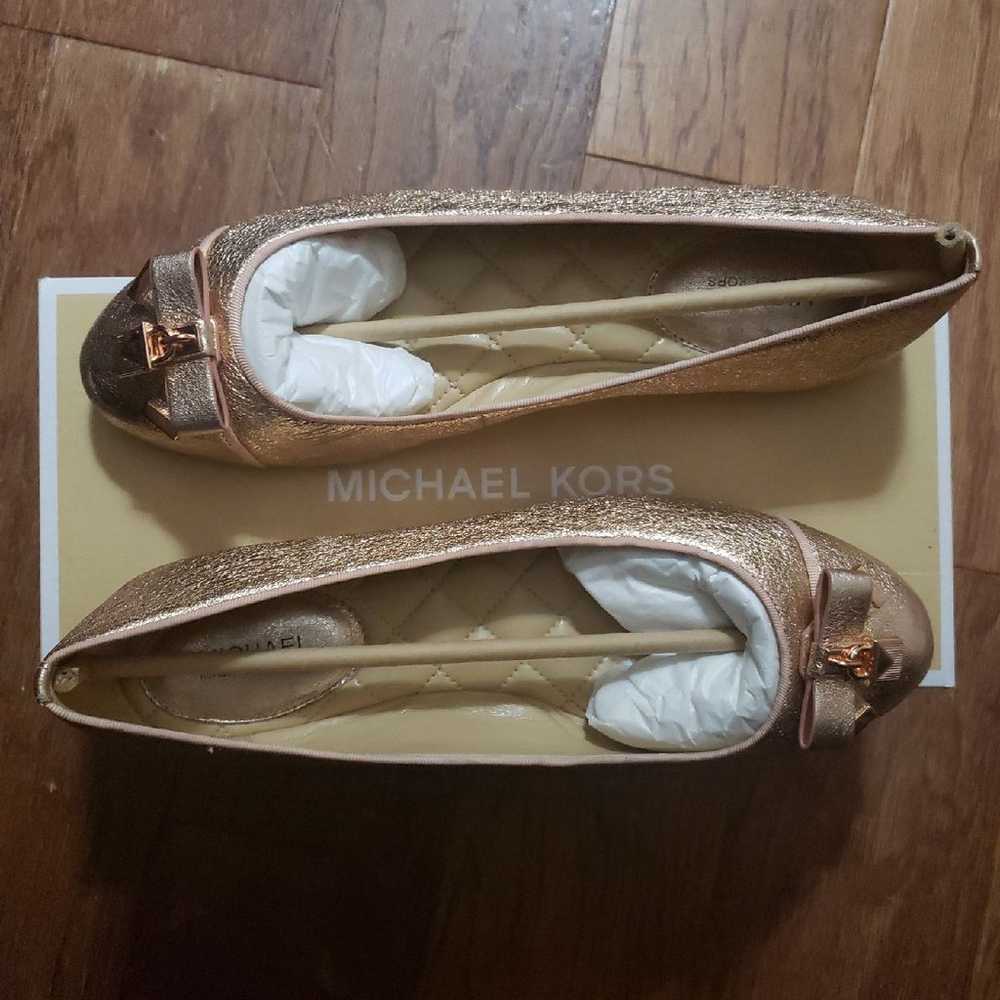 Micheal Kors flats in rose gold - image 3